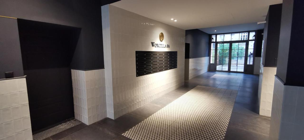 City Garden Apartment วรอตซวาฟ ภายนอก รูปภาพ