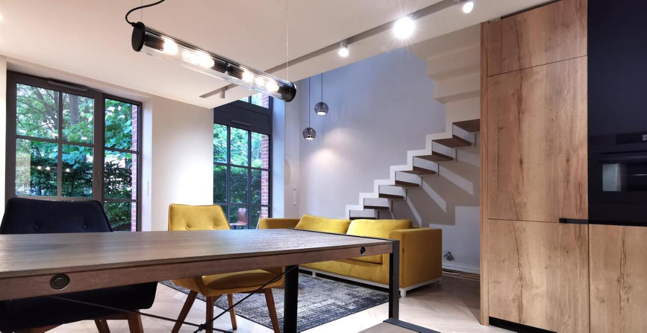 City Garden Apartment วรอตซวาฟ ภายนอก รูปภาพ