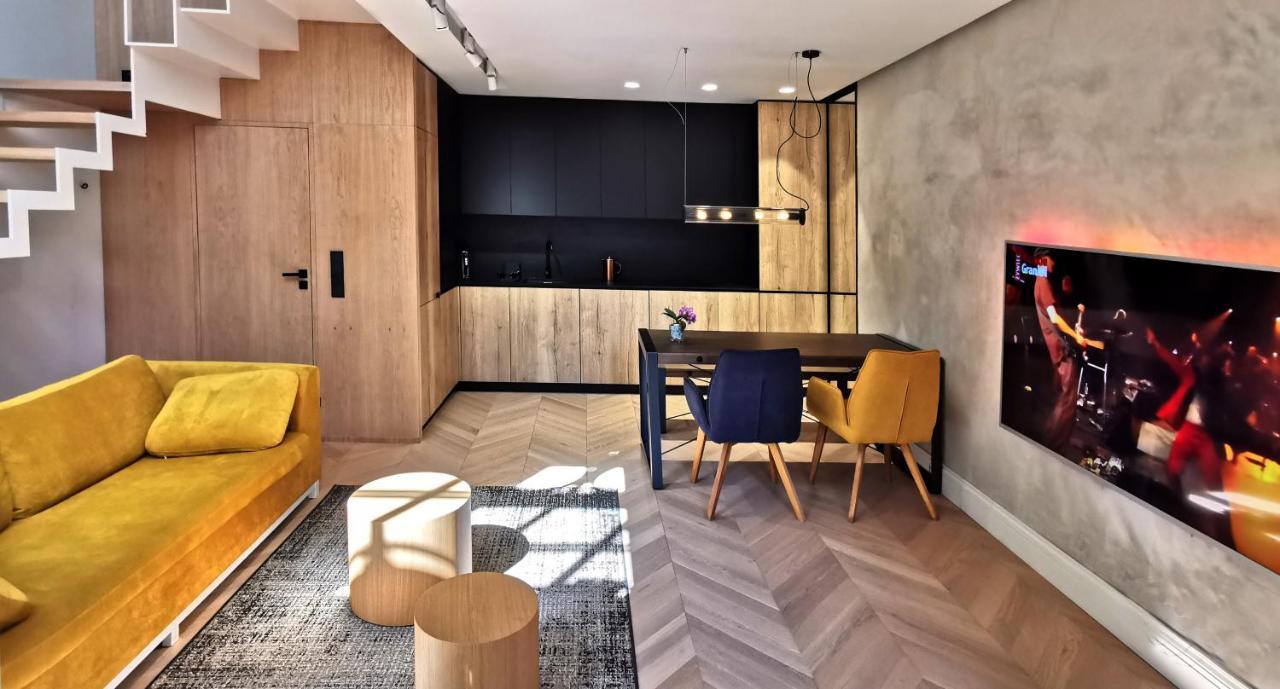 City Garden Apartment วรอตซวาฟ ภายนอก รูปภาพ