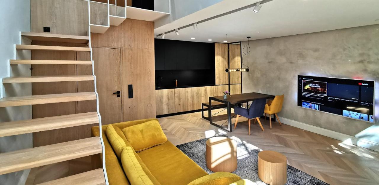 City Garden Apartment วรอตซวาฟ ภายนอก รูปภาพ