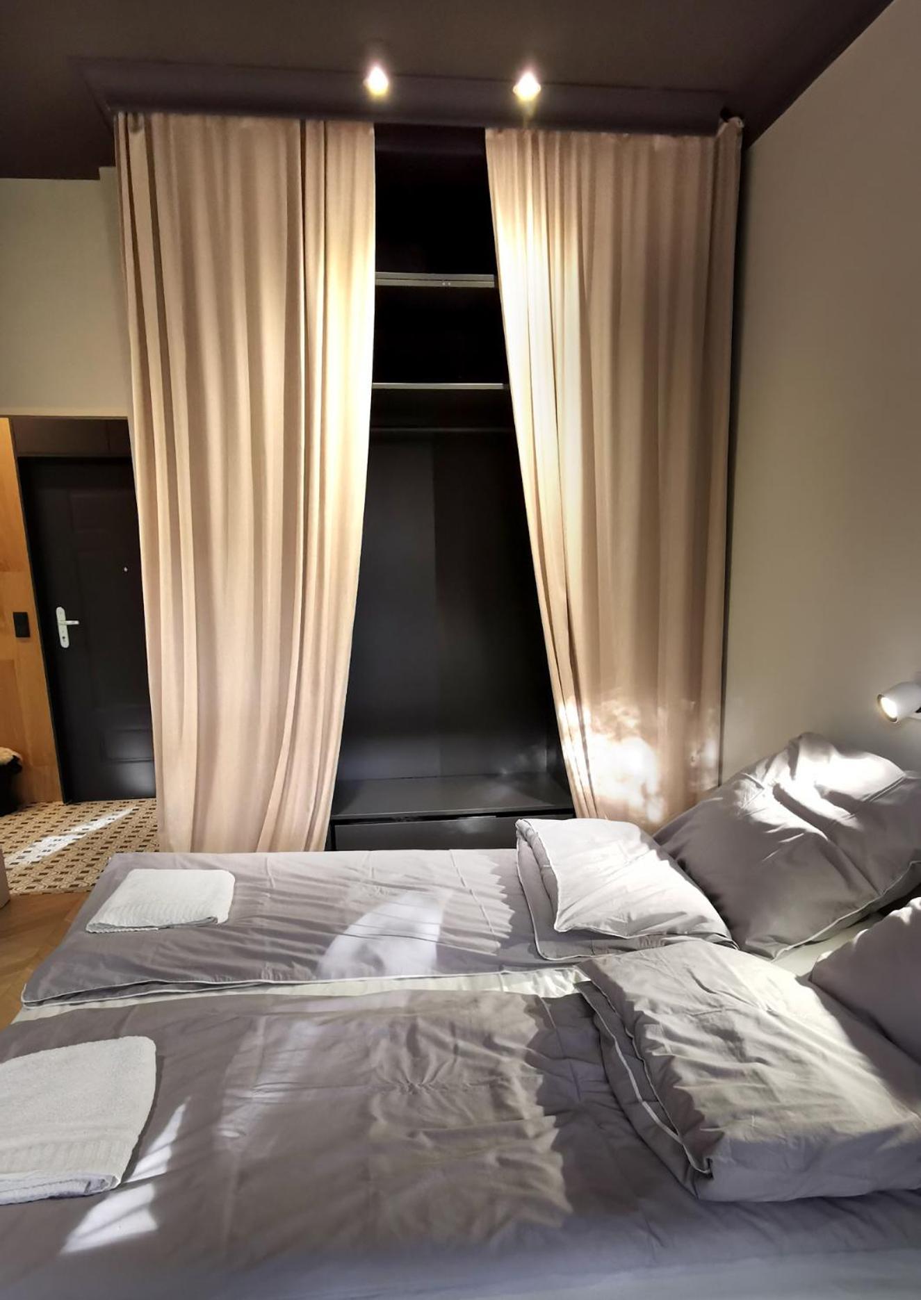 City Garden Apartment วรอตซวาฟ ภายนอก รูปภาพ