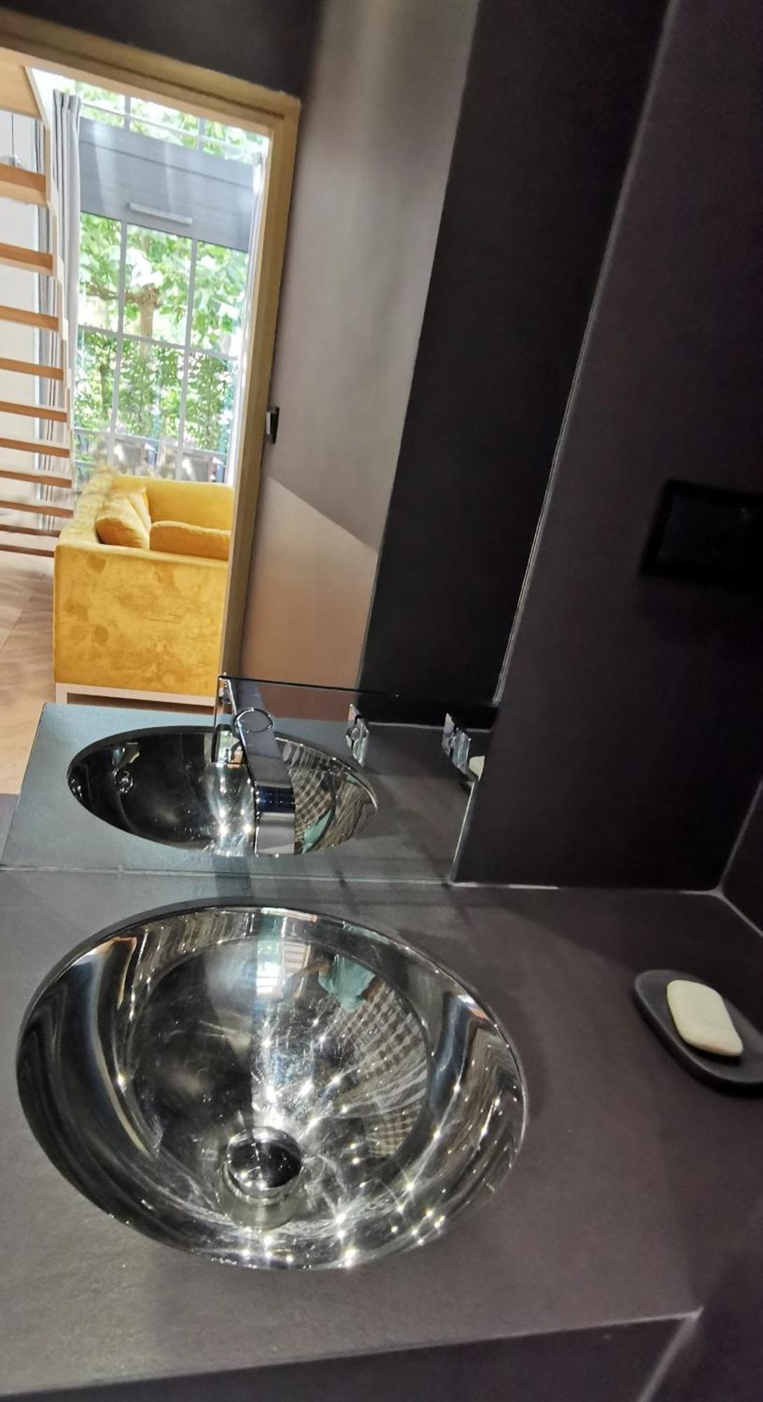 City Garden Apartment วรอตซวาฟ ภายนอก รูปภาพ